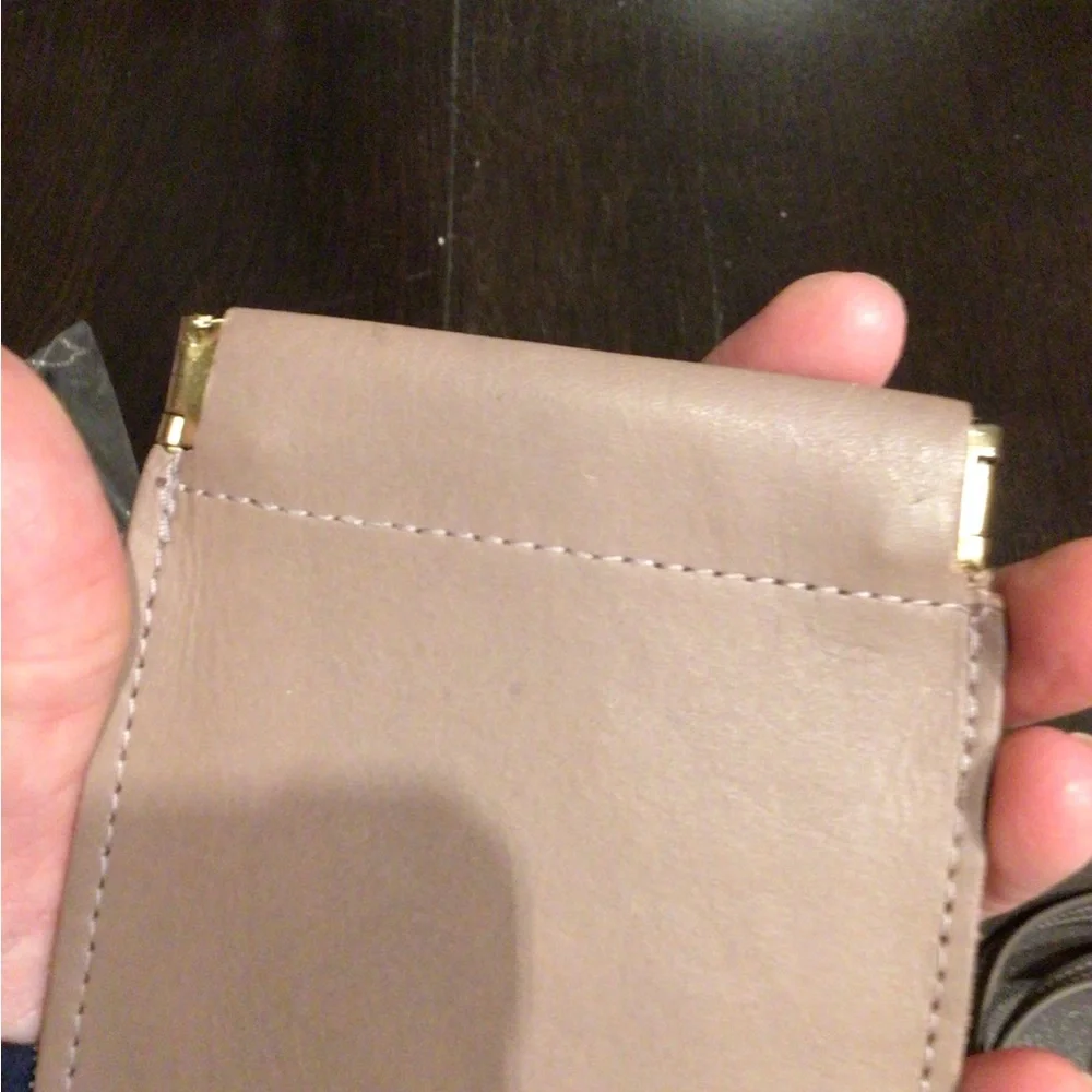 NEW! Los Angeles Apparel fawn Beige Leather Card Holder